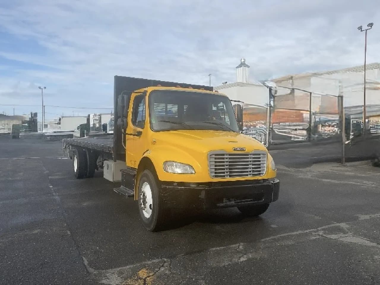 2020 Freightliner M2 - Flatbed
