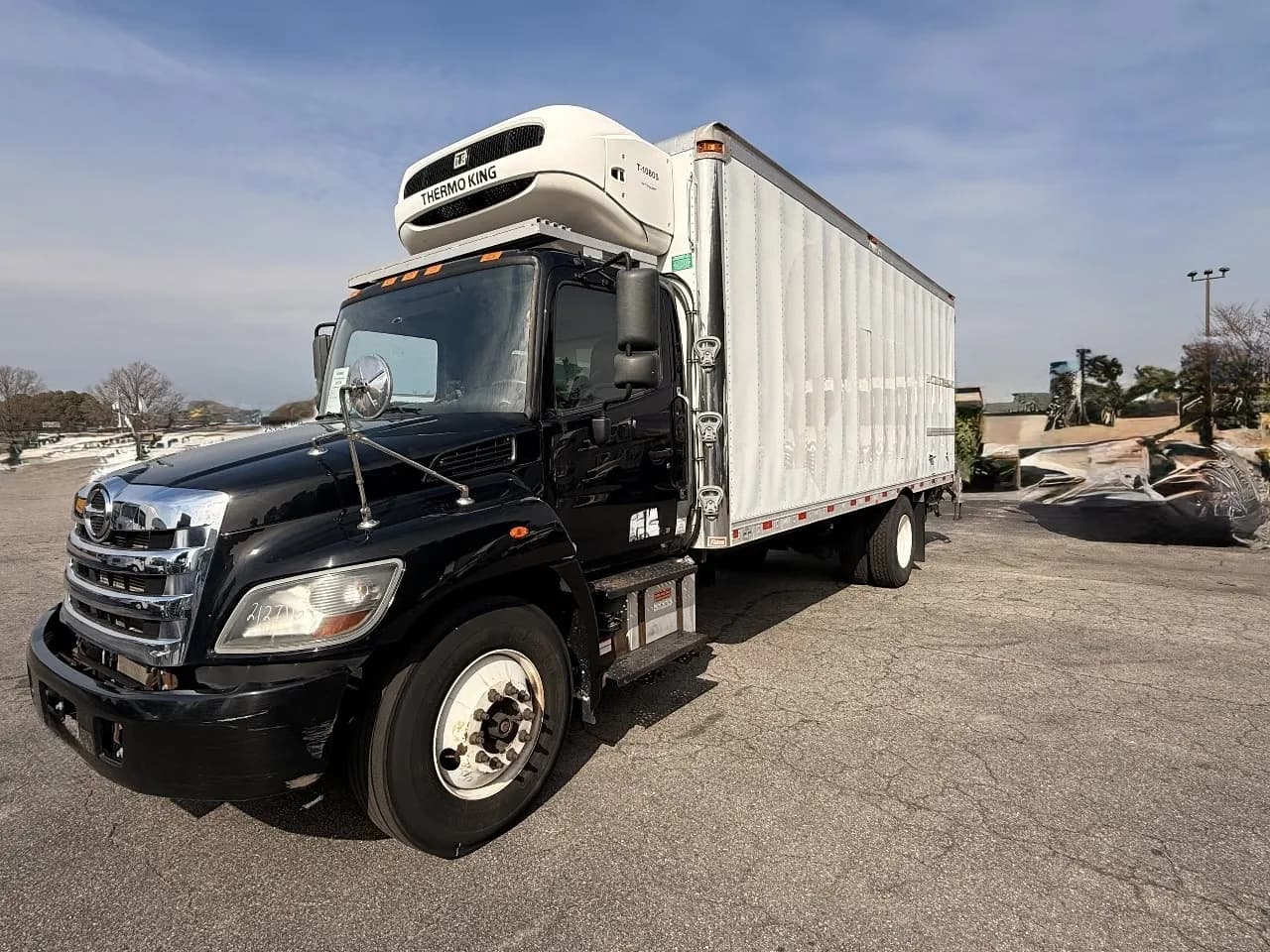 2019 Hino 338 - Refrigerated