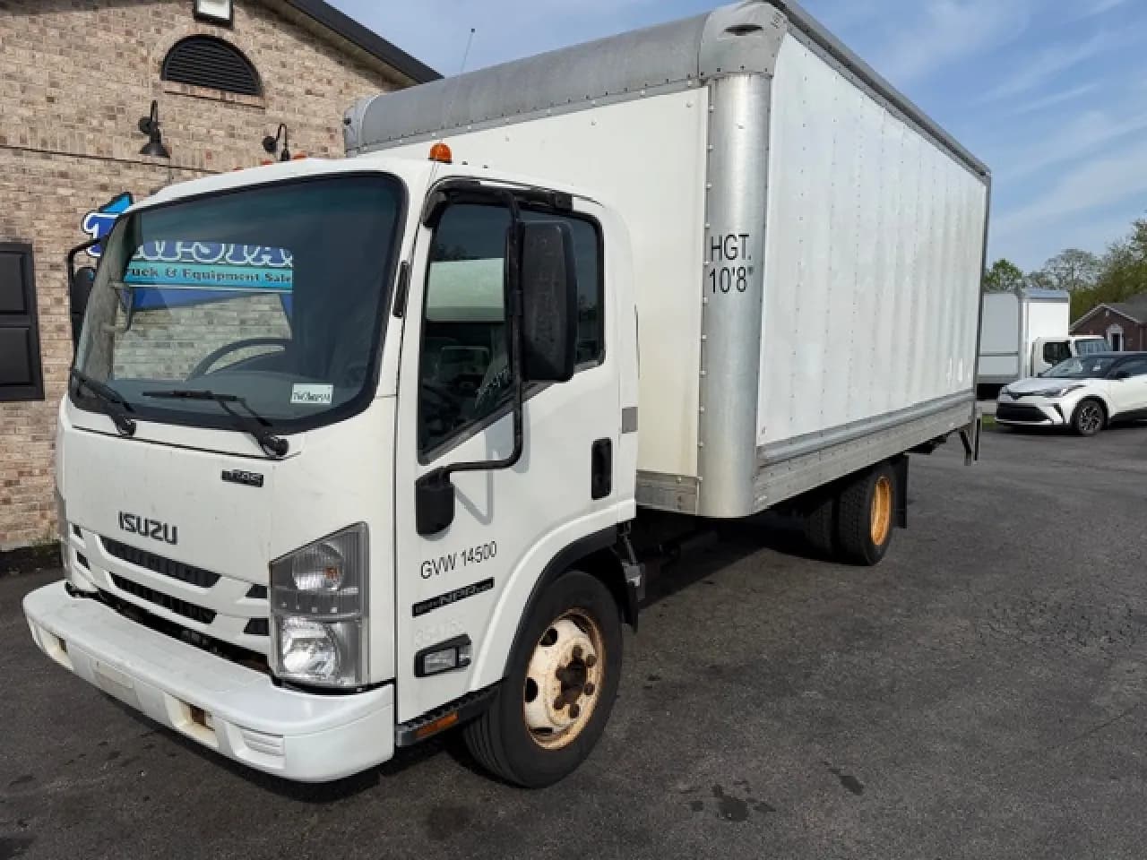 2019 Isuzu NPR - Box
