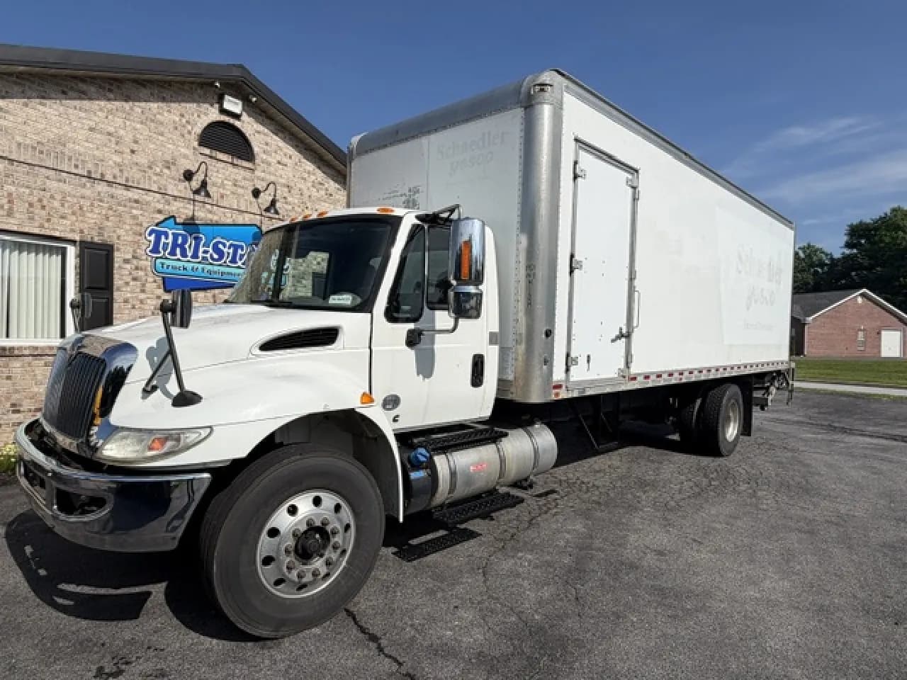 2019 International 4300 - Box