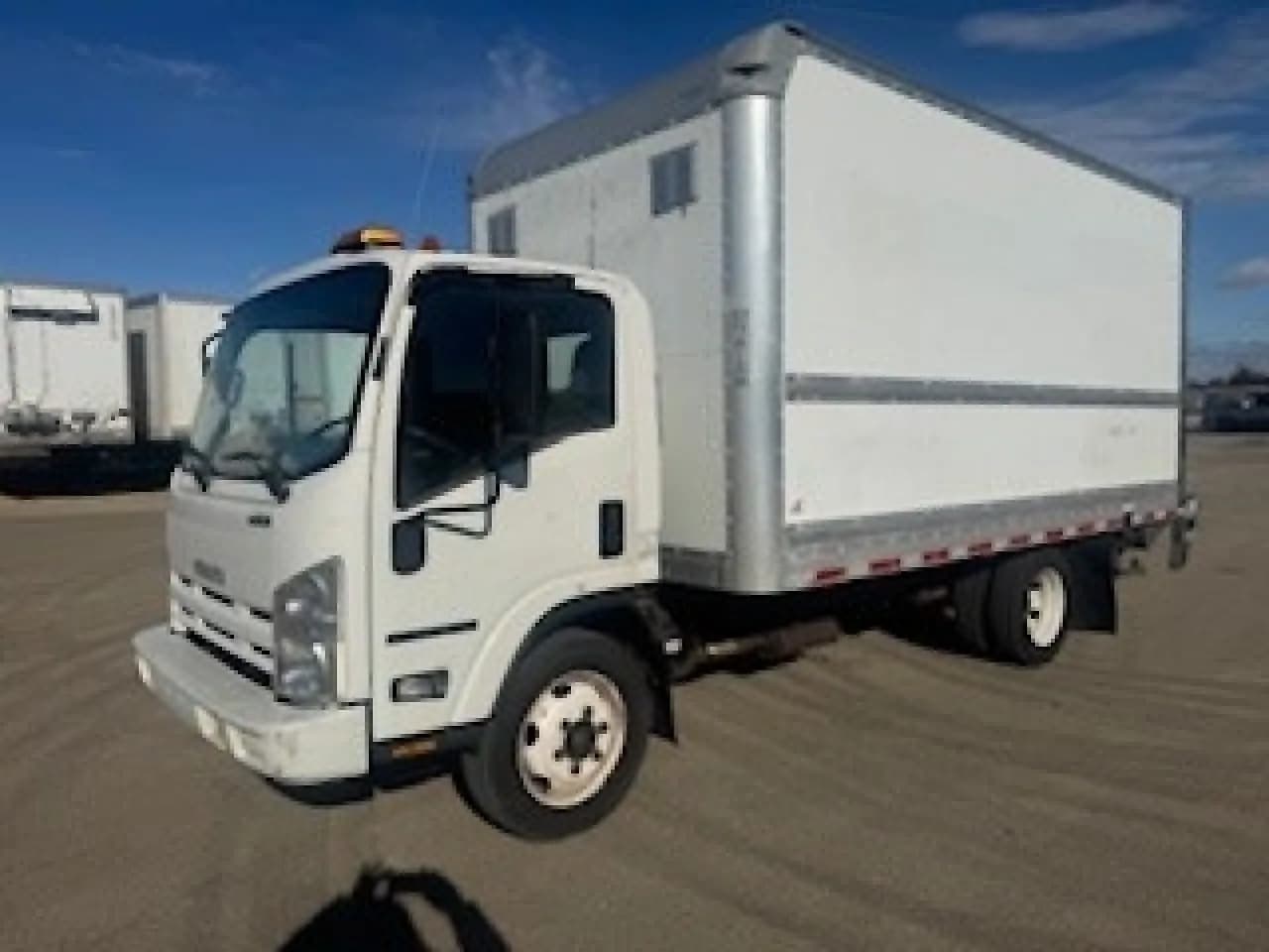 2015 Isuzu NPR - Box