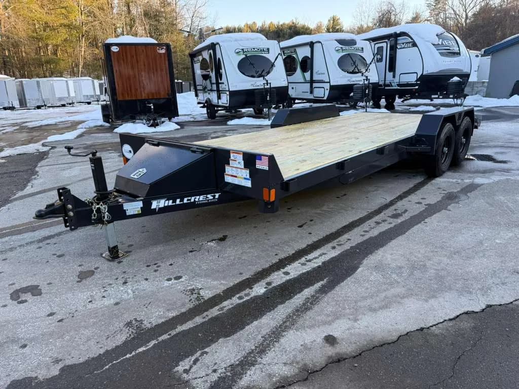 2026 Hillcrest 10182SC – 10K 18+2 CAR - Car Hauler Trucks