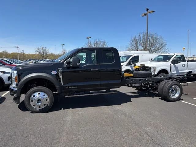 2026 Ford F-450 - Chassis