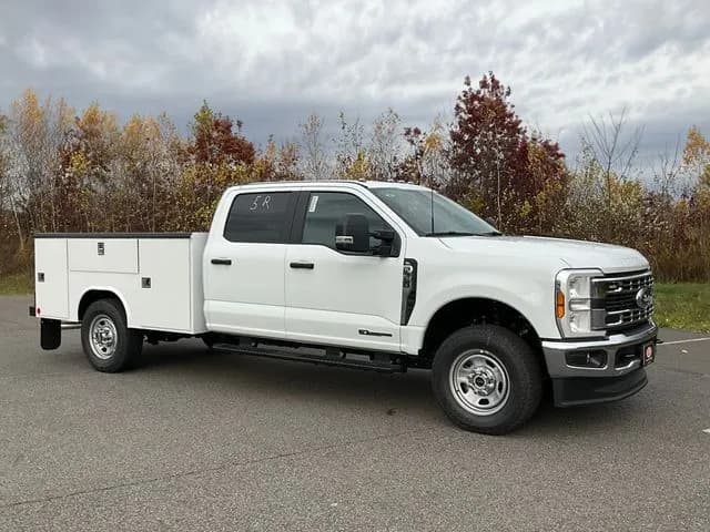 2026 Ford F-350 Crew Cab - Chassis