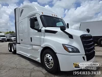 2027 Freightliner Cascadia - Sleeper