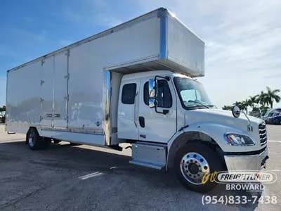 2027 Freightliner M2 106 - Box