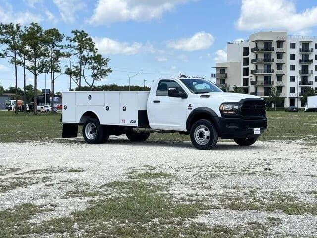 2024 Ram 5500 SL - Service