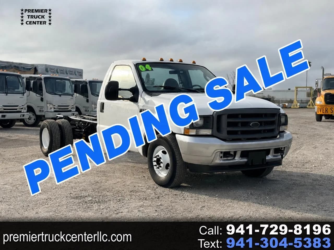 2004 Ford F-350 SD Cab & Chassis - Pickup