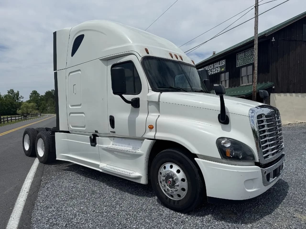 2016 Freightliner Cascadia - Sleeper