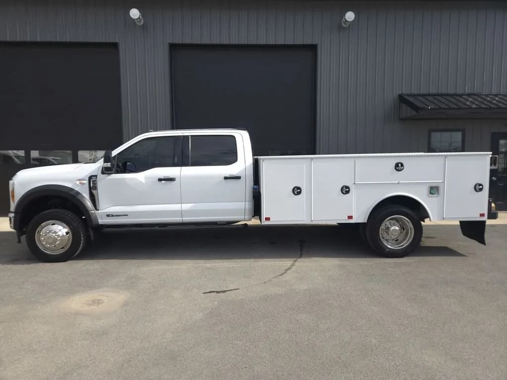 2024 Ford F550 - Service