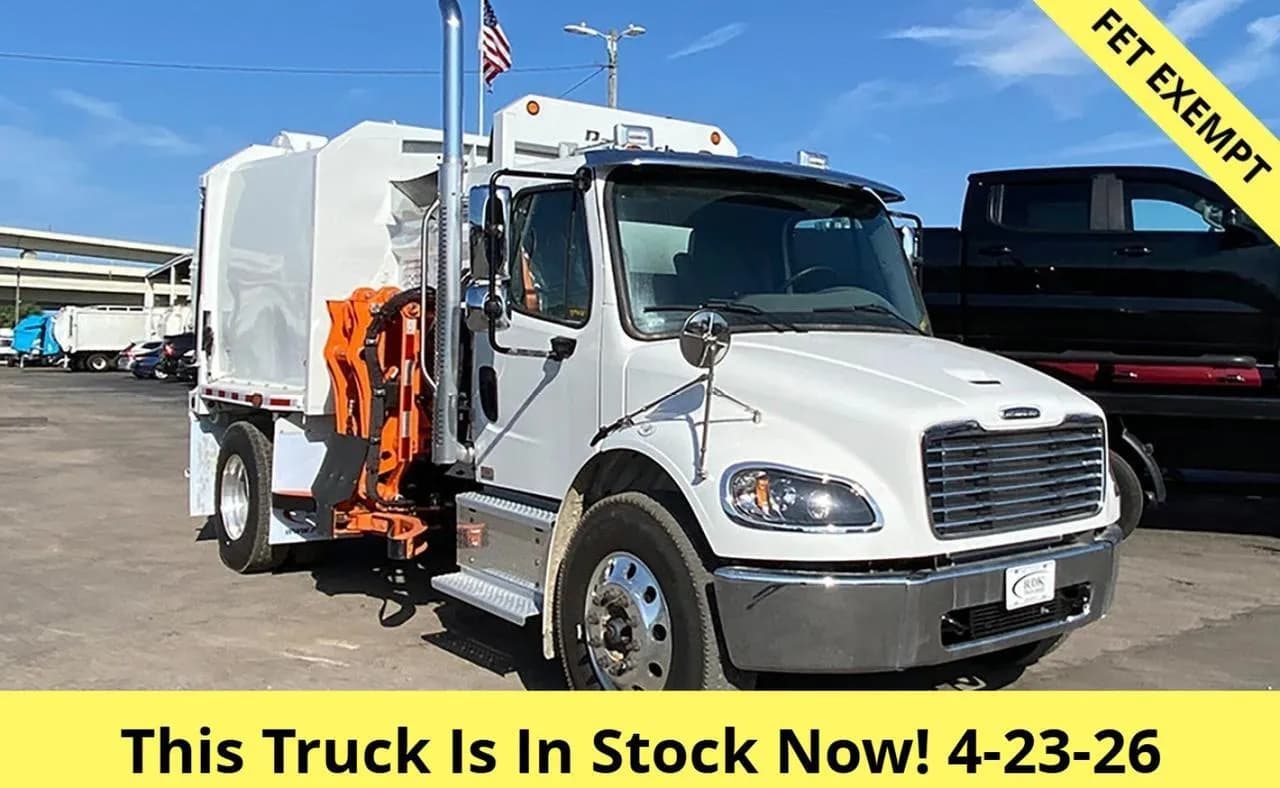 2025 Freightliner M2 106 - Garbage