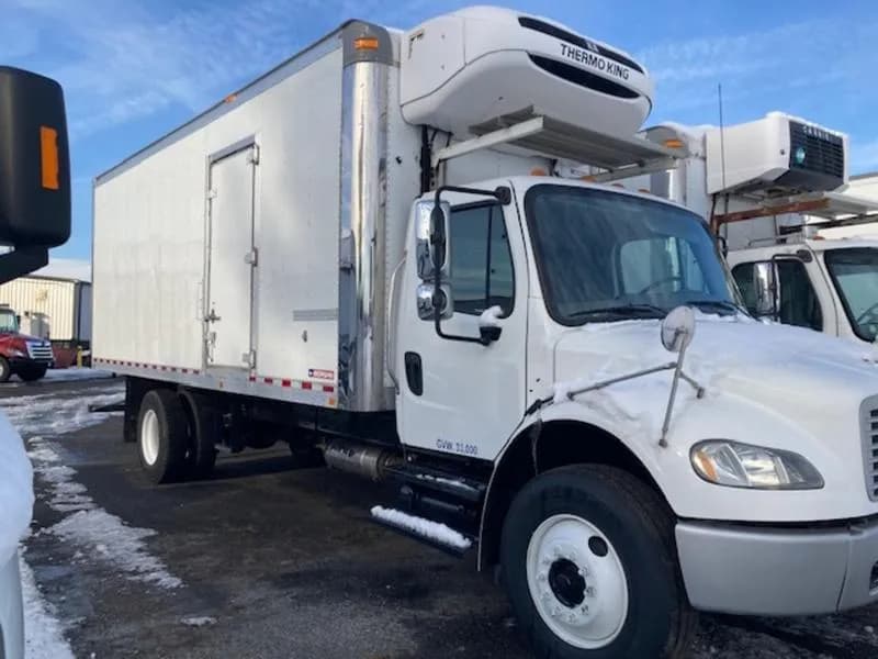 2017 Freightliner M2 106