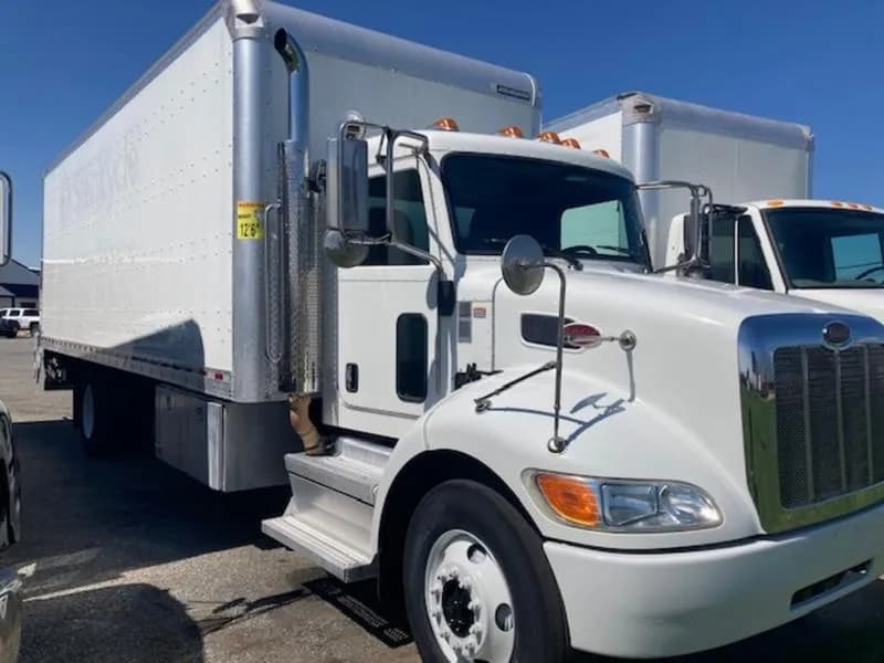 2018 Peterbilt PB 337