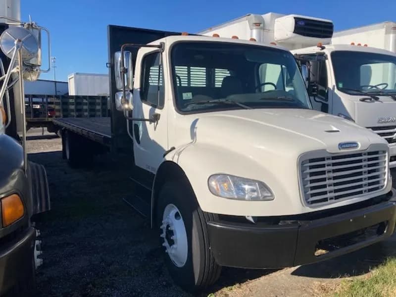 2017 Freightliner M2 106