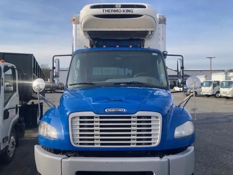 2016 Freightliner M2 106