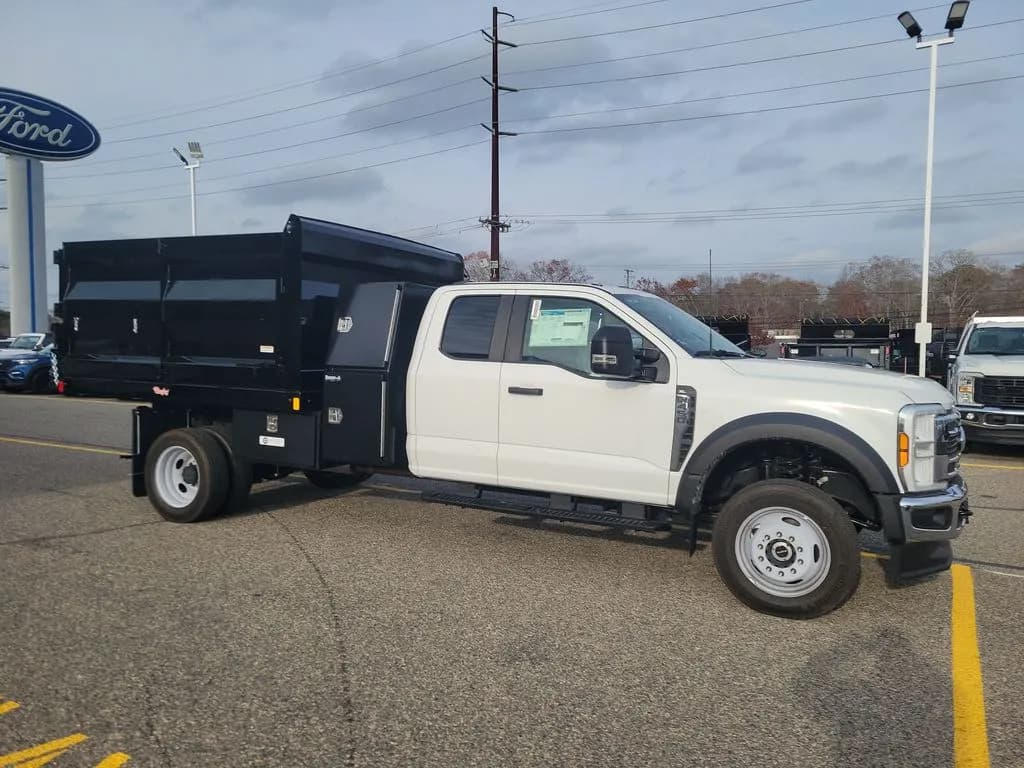 2025 Ford F-450 - Dump