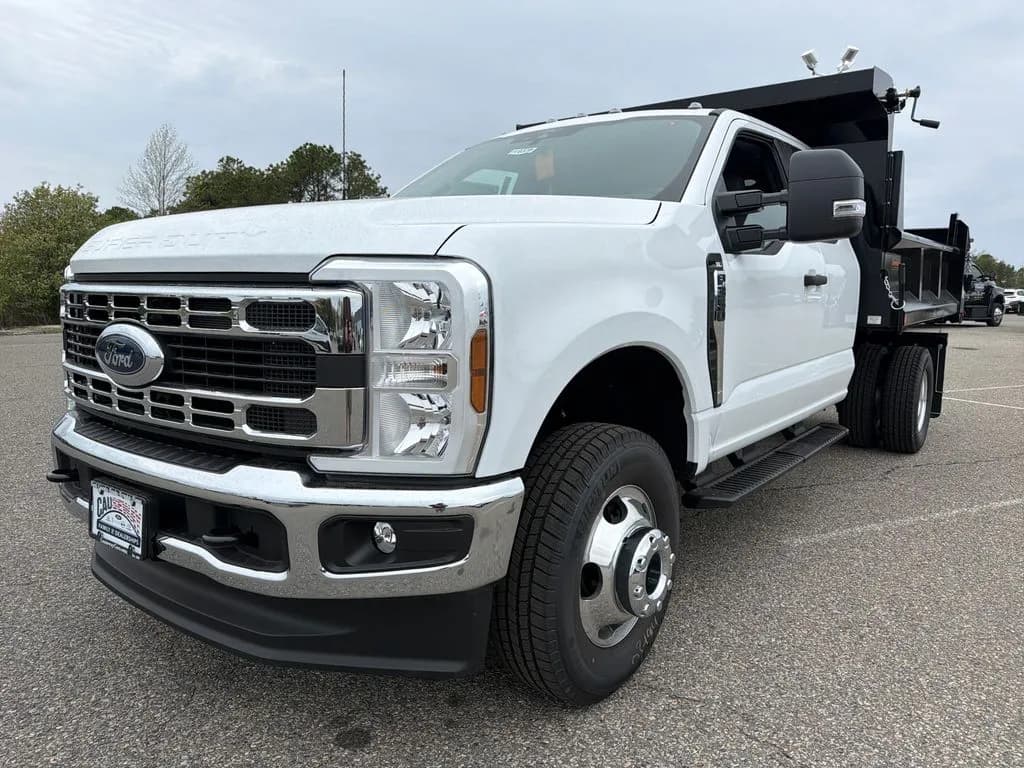 2026 Ford F-350 - Dump