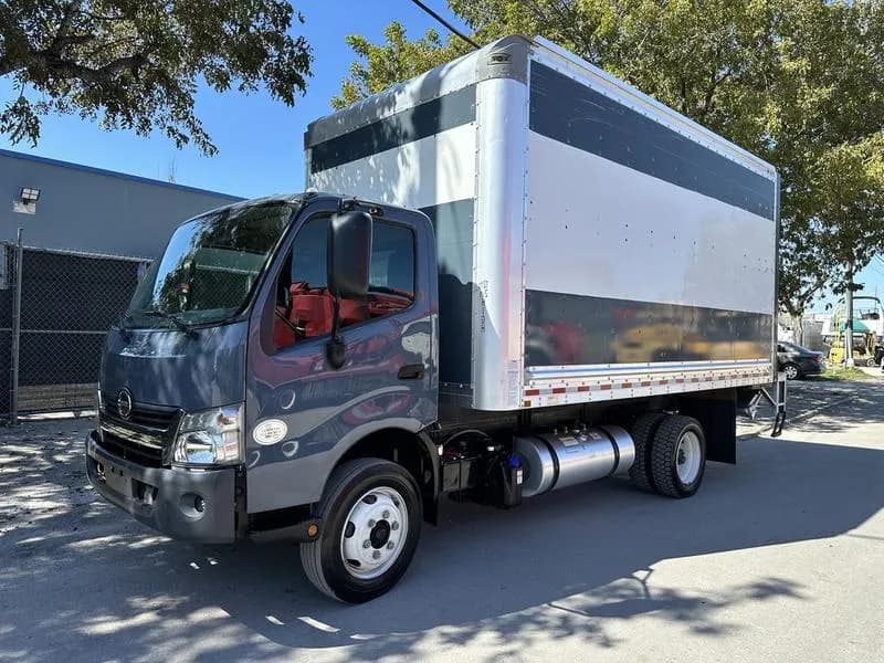2020 Hino 195