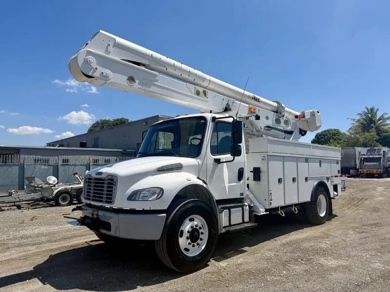 2019 Freightliner M2