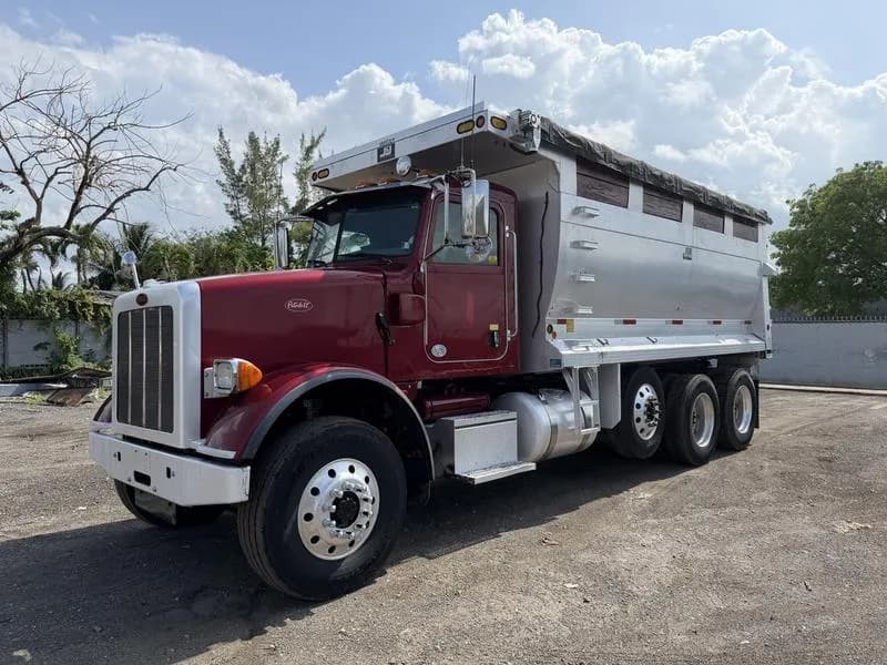 2017 Peterbilt 365