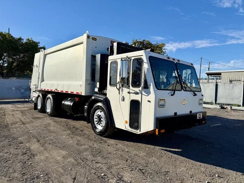 2016 Crane Carrier Company LDT2CC - Crane