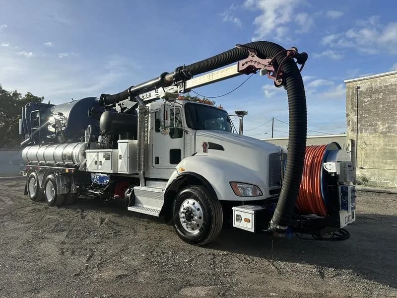 2015 Kenworth T4