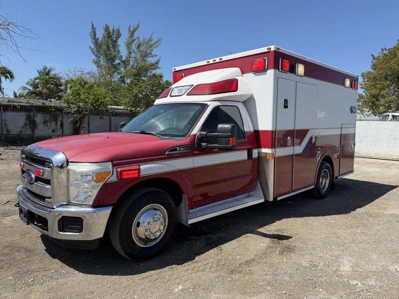 2013 Ford F-350 XLT SD - Pickup