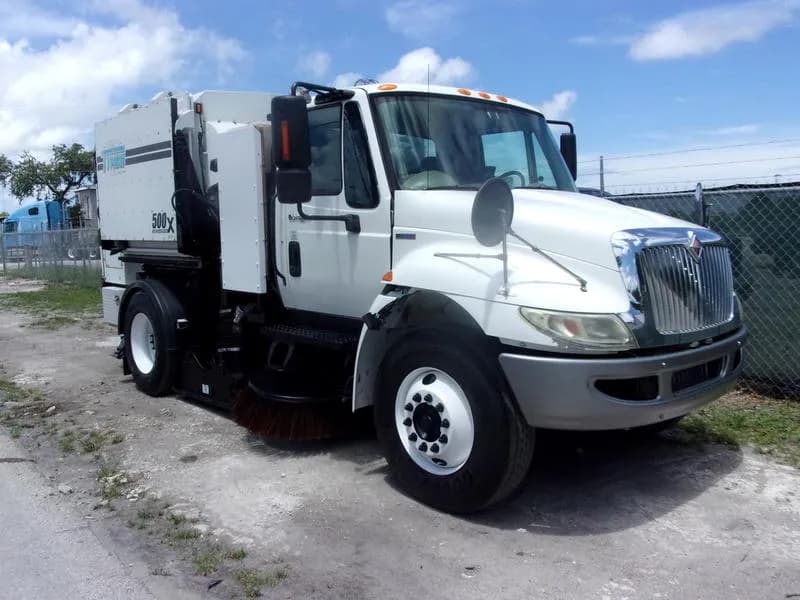 2010 International DuraStar 4300