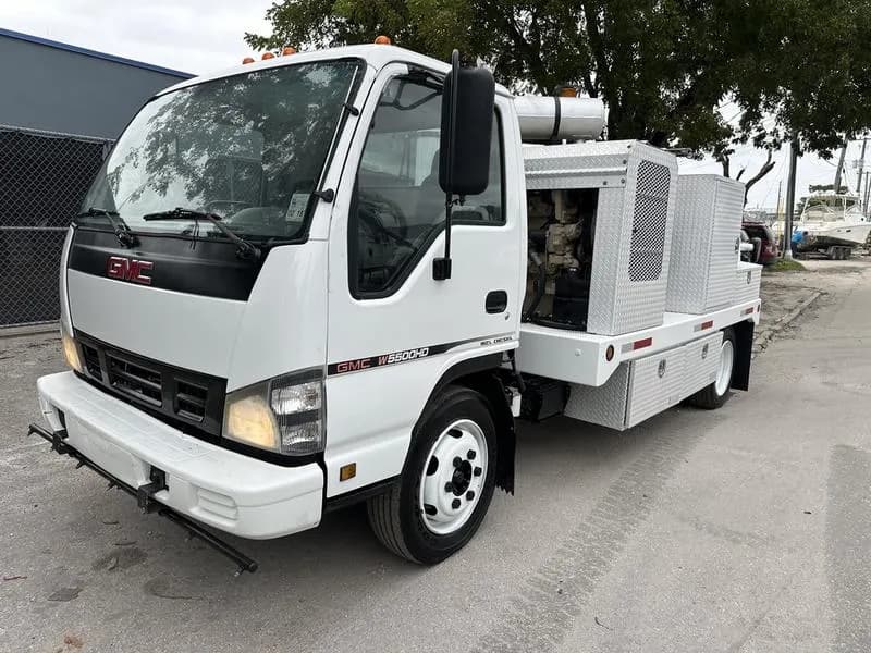2007 GMC W5500HD