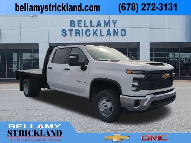 2026 Chevrolet Silverado 3500 Crew Cab - Flatbed