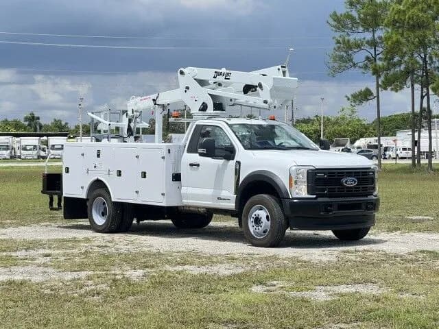 2026 Ford F-550XL - Bucket