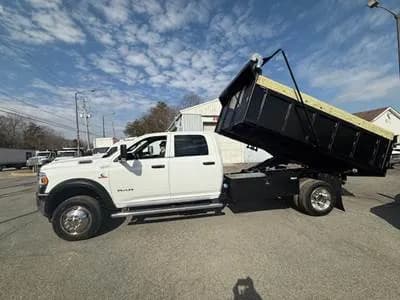2022 Ram 5500 Crew Cab - Dump