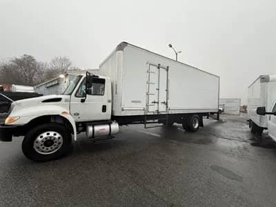 2019 International 4300 - Box