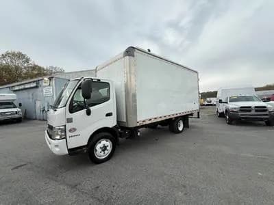 2018 Hino 195 - Box
