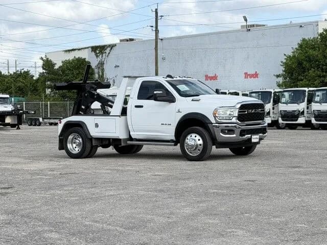 2024 Ram 4500 SLT - Tow