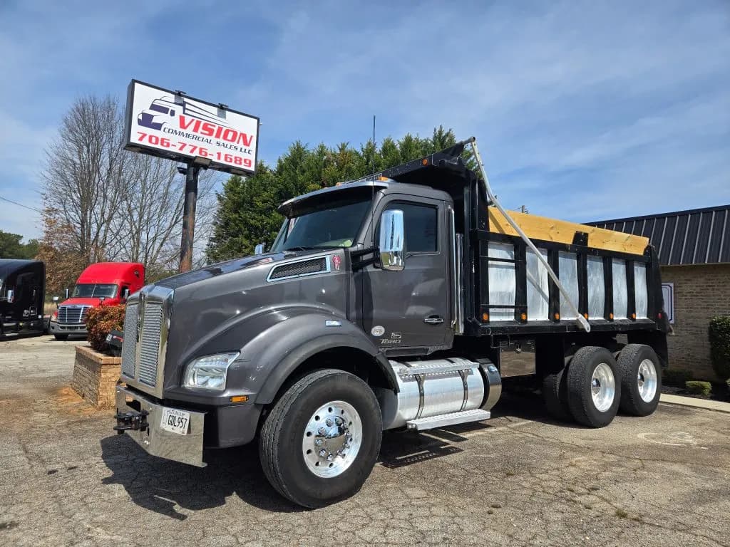 2020 Kenworth T880 - Dump