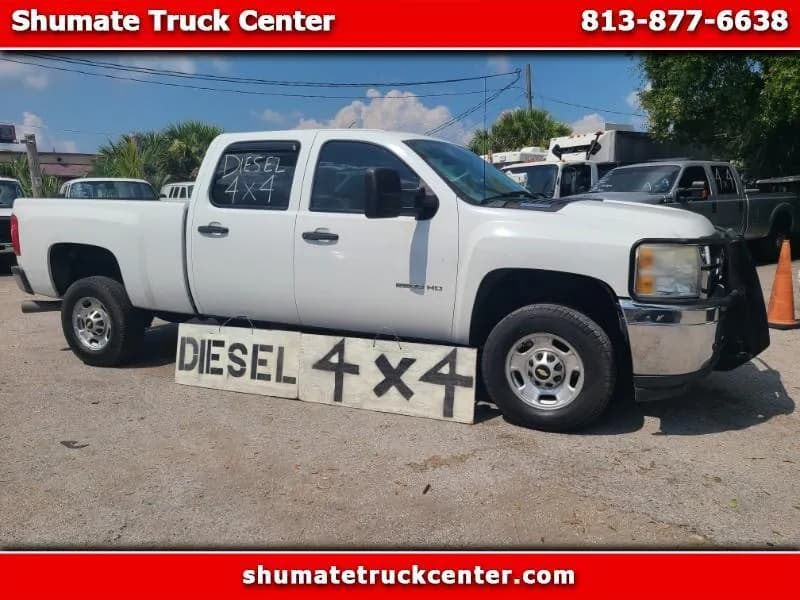 2011 Chevrolet Silverado 2500 Crew Cab - Pickup