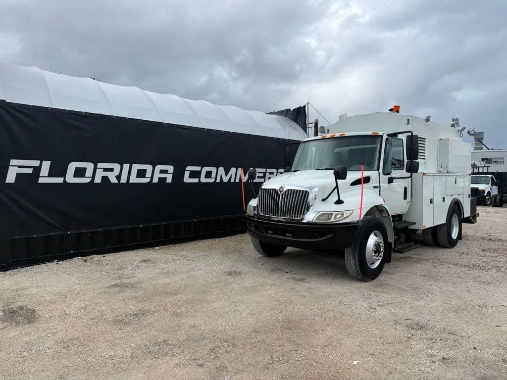 2012 International 4300 Enclosed - Service