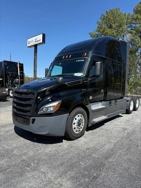 2024 Freightliner Cascadia - Day Cab