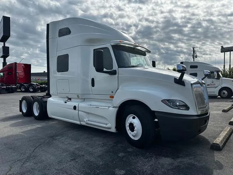 2019 International LT625