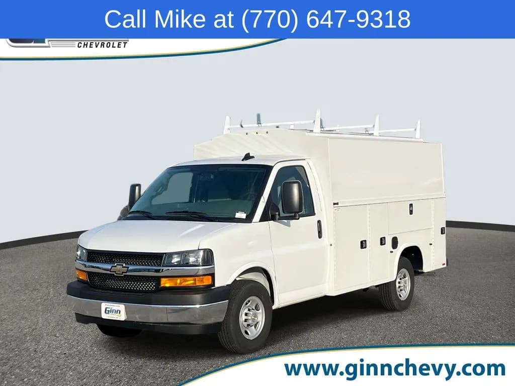2026 Chevrolet Express 3500 - Service