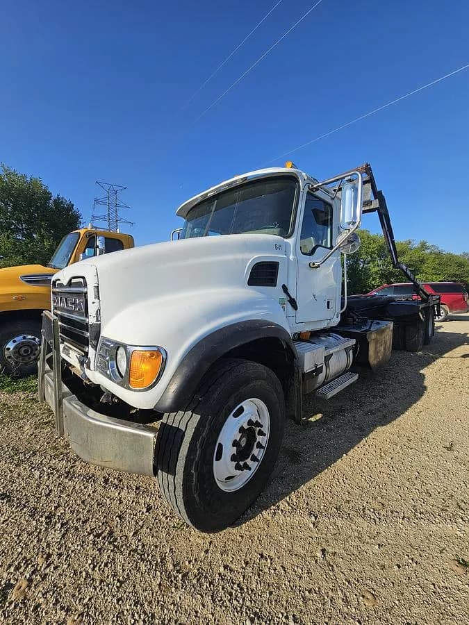 2007 Mack CV - Garbage
