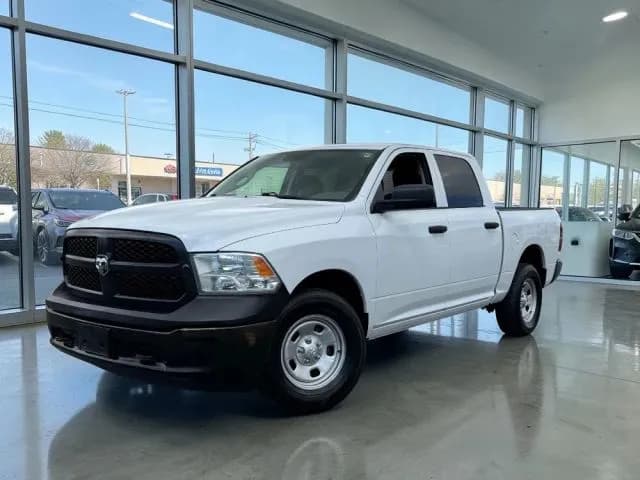 2018 Ram 1500 CREW CAB - Pickup