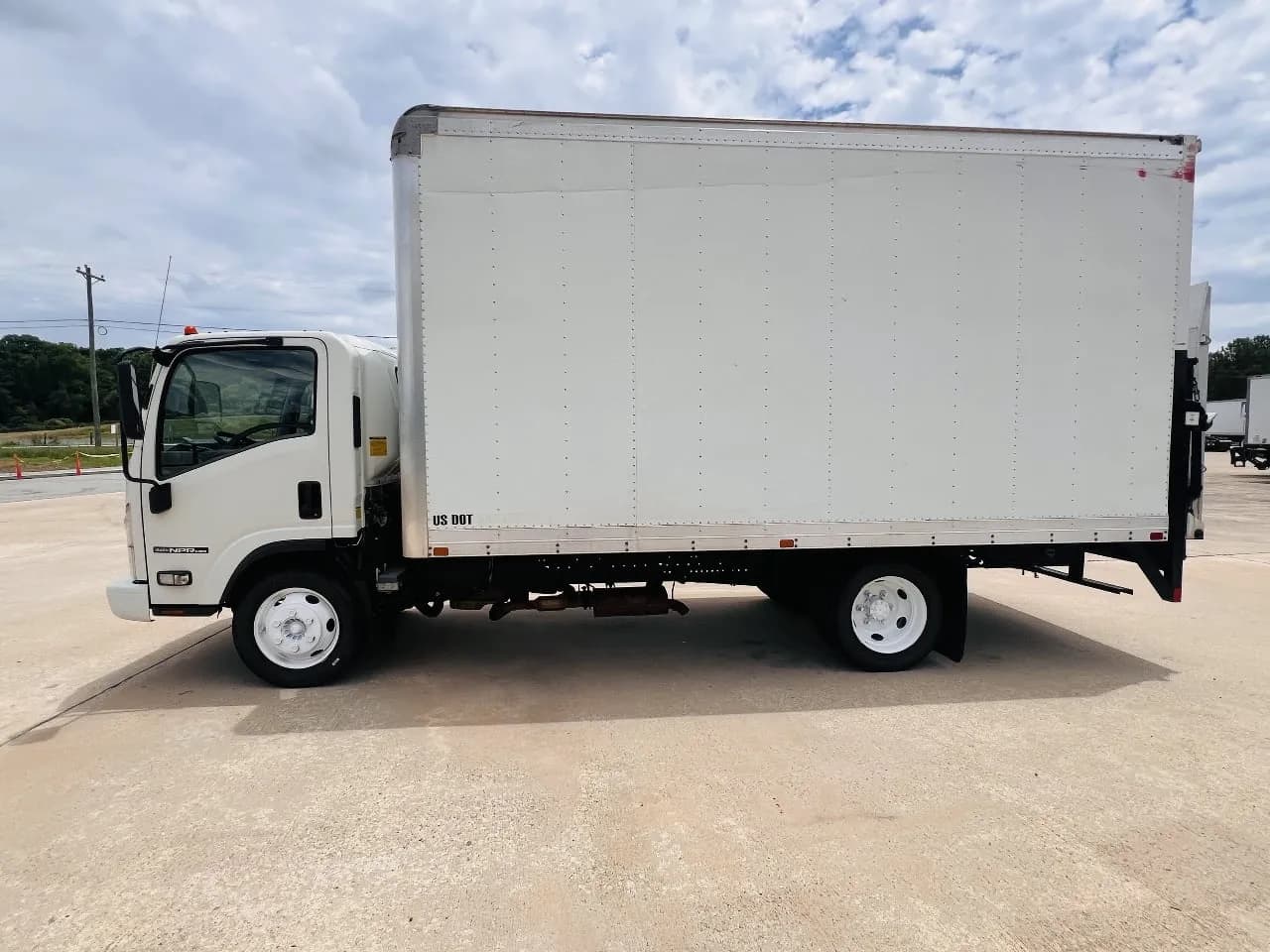 2020 Isuzu NPR HD - Box