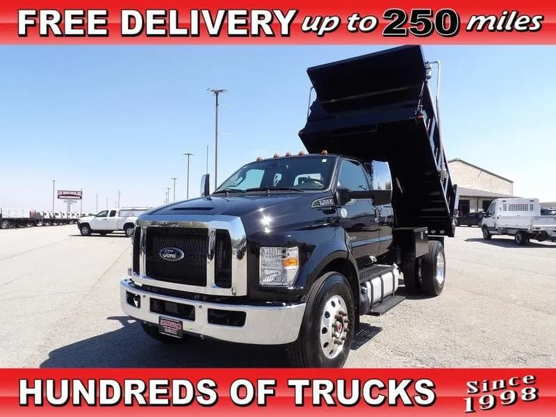 2025 Ford F-750