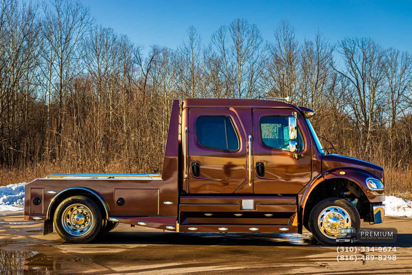 2015 Freightliner SportChassis - Sleeper