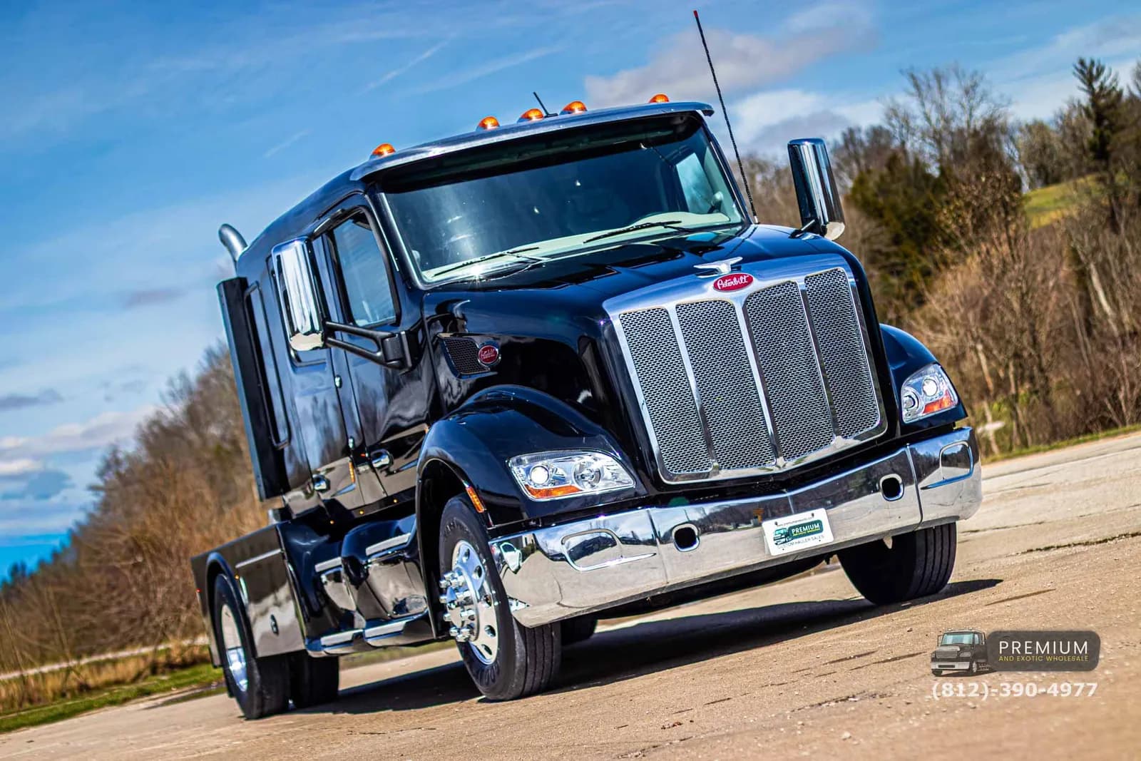 2021 Peterbilt 579 Schwalbe Stretch X15 Cummins - Refrigerated