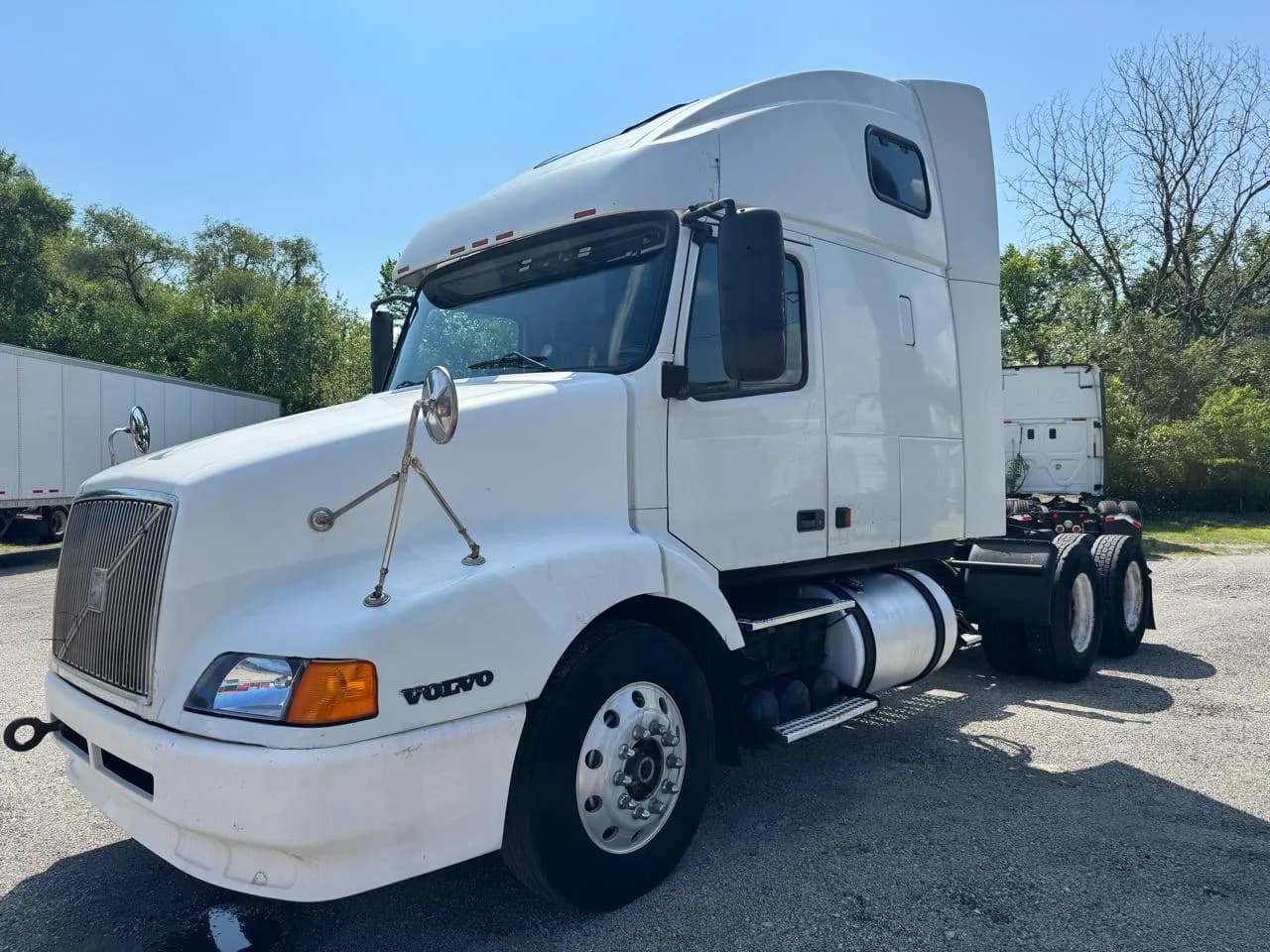 2003 Volvo VNL