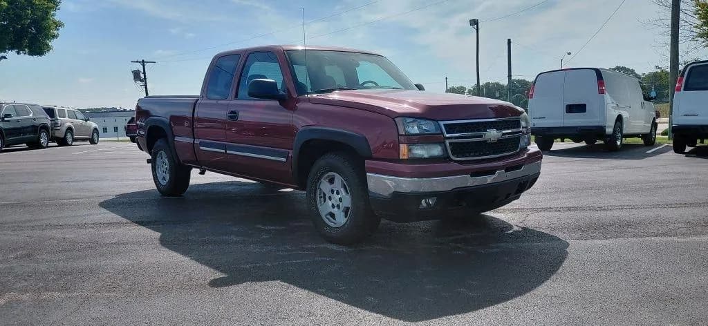 2006 Chevrolet Silverado 1500 LS Ext Cab - Pickup