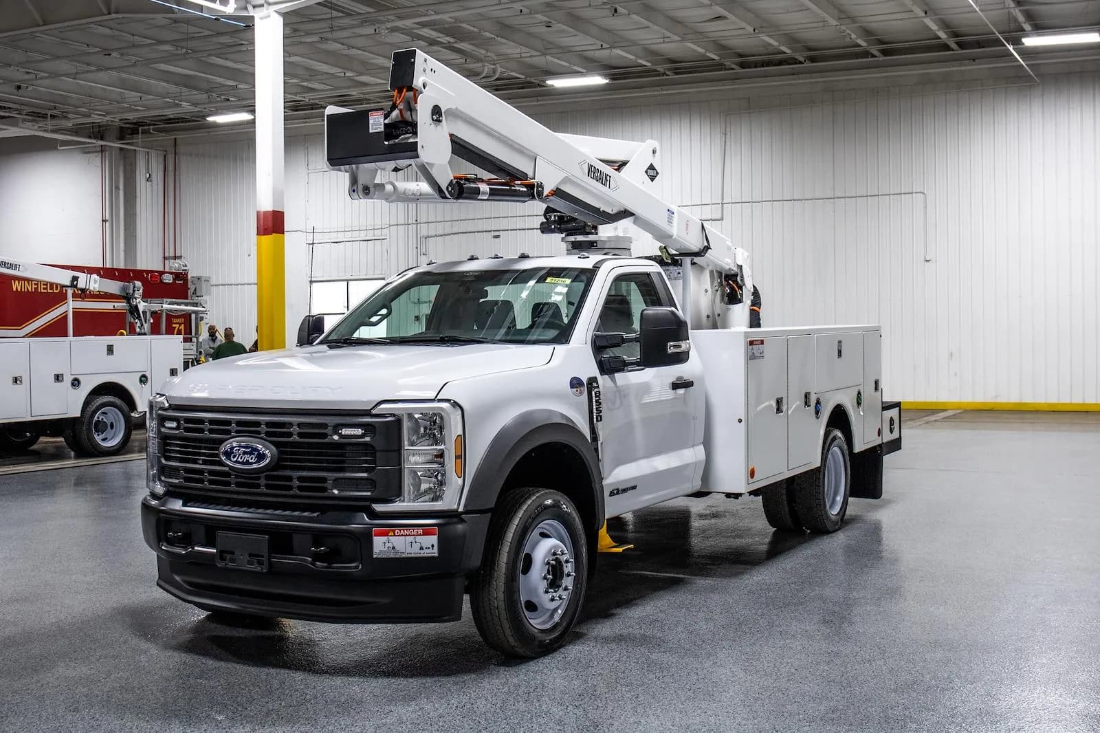 2026 Ford F-550 - Bucket